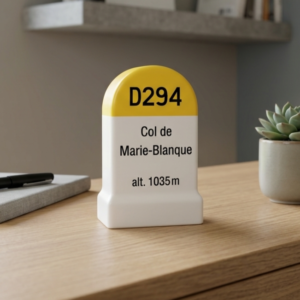 Borne kilométrique miniature souvenir du col de Marie-Blanque décoration