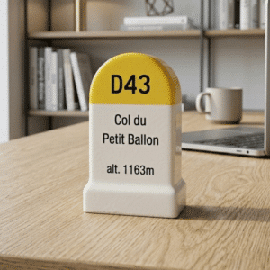 Borne kilométrique miniature souvenir du col du Petit Ballon décoration