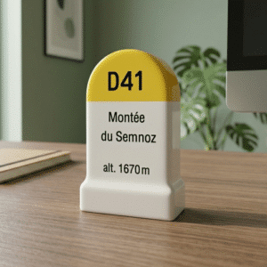 Borne kilométrique miniature souvenir de la Montée du Semnoz décoration
